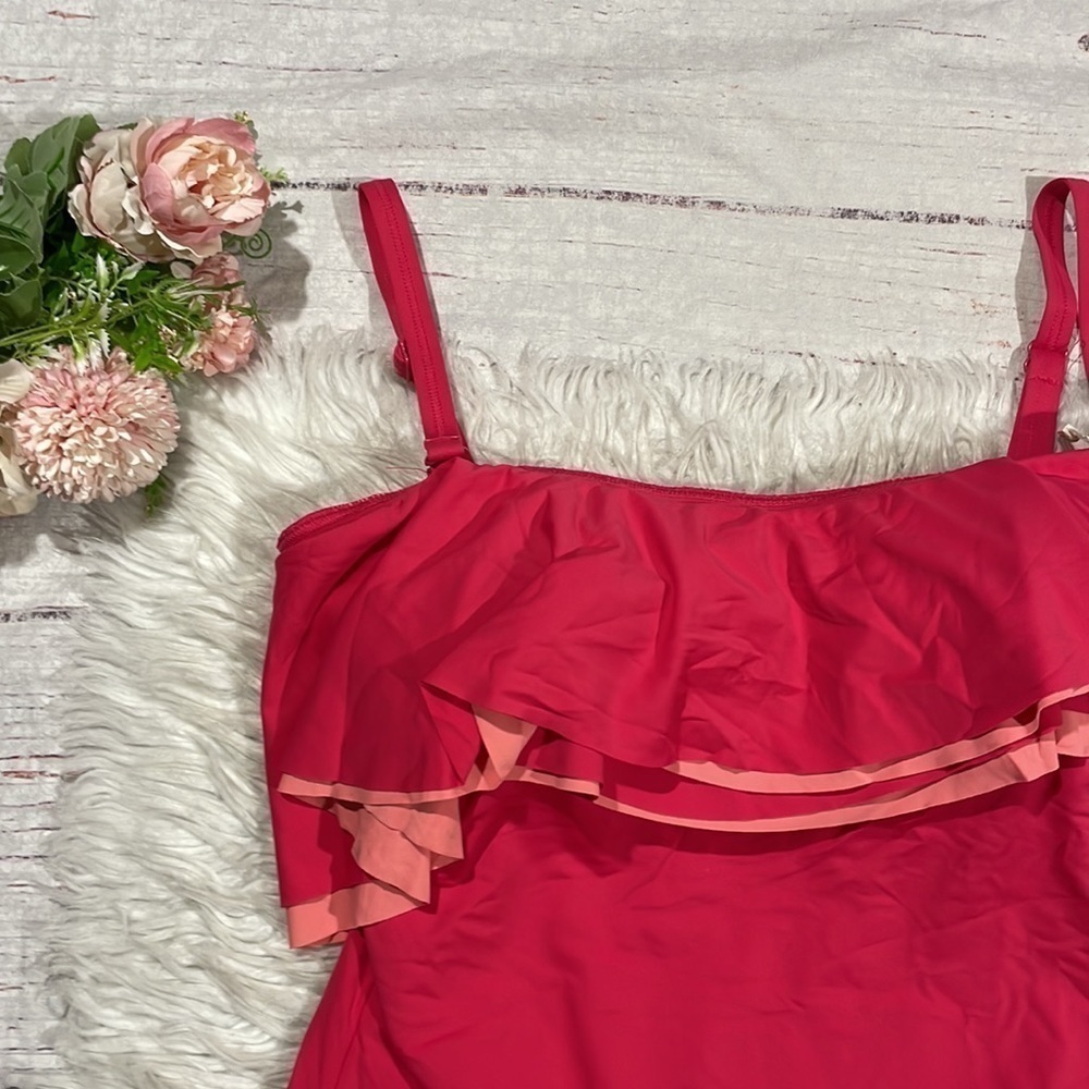 NWT Coco Reef HIBISCUS Contours Ruffled One-Piece Swimsuit - Picture 9 of 13